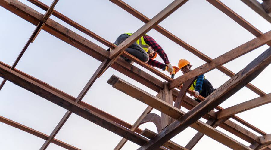 Expert Emergency Roof Repairs services in Centerville, IN